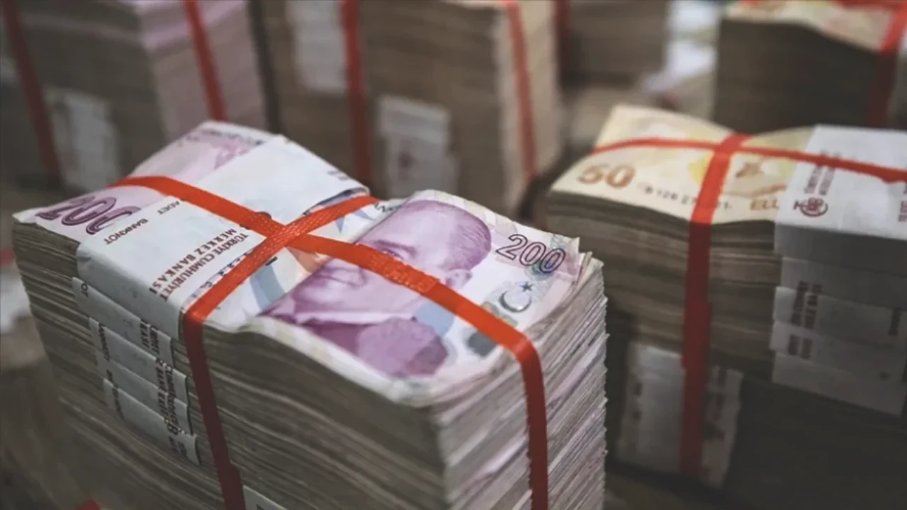 E-Ticaret Gelirlerinde Şok Rakamlar! 17 Bin Kişi 44,5 Milyar Lira Vergisiz Kazandı!