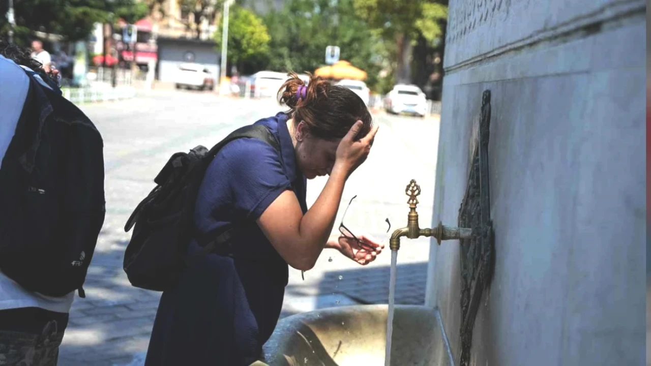 AKOM Açıkladı: Sıcak Hava Dalgası Kapıda! Önlemlerinizi Alın!