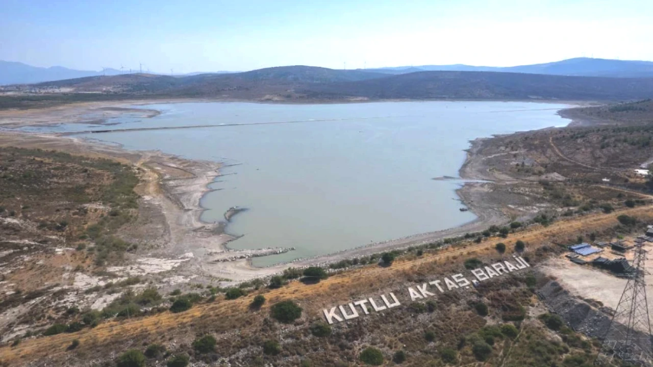 Çeşme'de Su Kesintisi Alarmı! Bilmeniz Gerekenler ve Tarihler