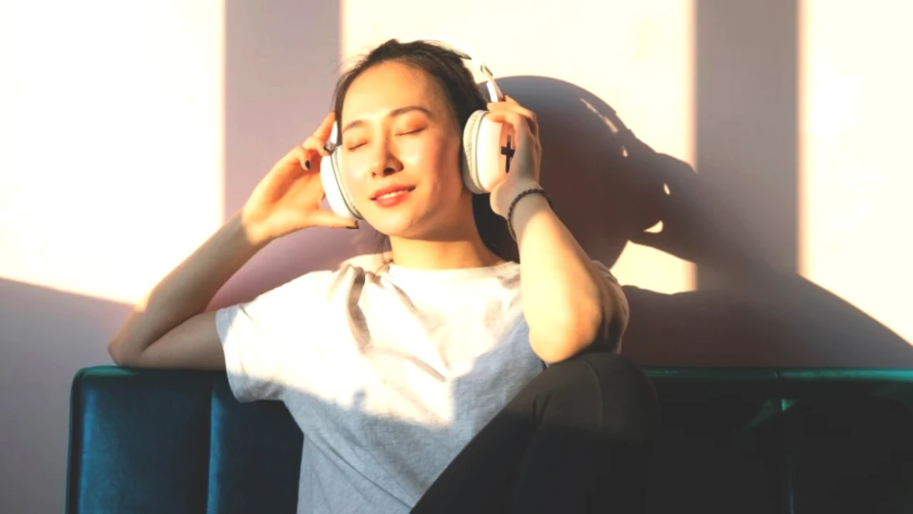 Müzik Listenizde Mutlaka Bulunması Gereken 10 Parça! Stresi Yüzde 65 Azaltıyor!