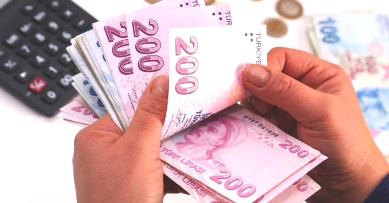 2025 Temmuz Emekli Maaşı Promosyonları: En Yüksek Teklifi Sunan Bankalar!