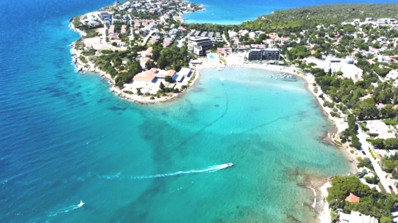 İzmir'in Gizli Termal Cennetleri! Çeşme, Balçova ve Dikili ile Sağlık Turizmi Zirveye Ulaşıyor!