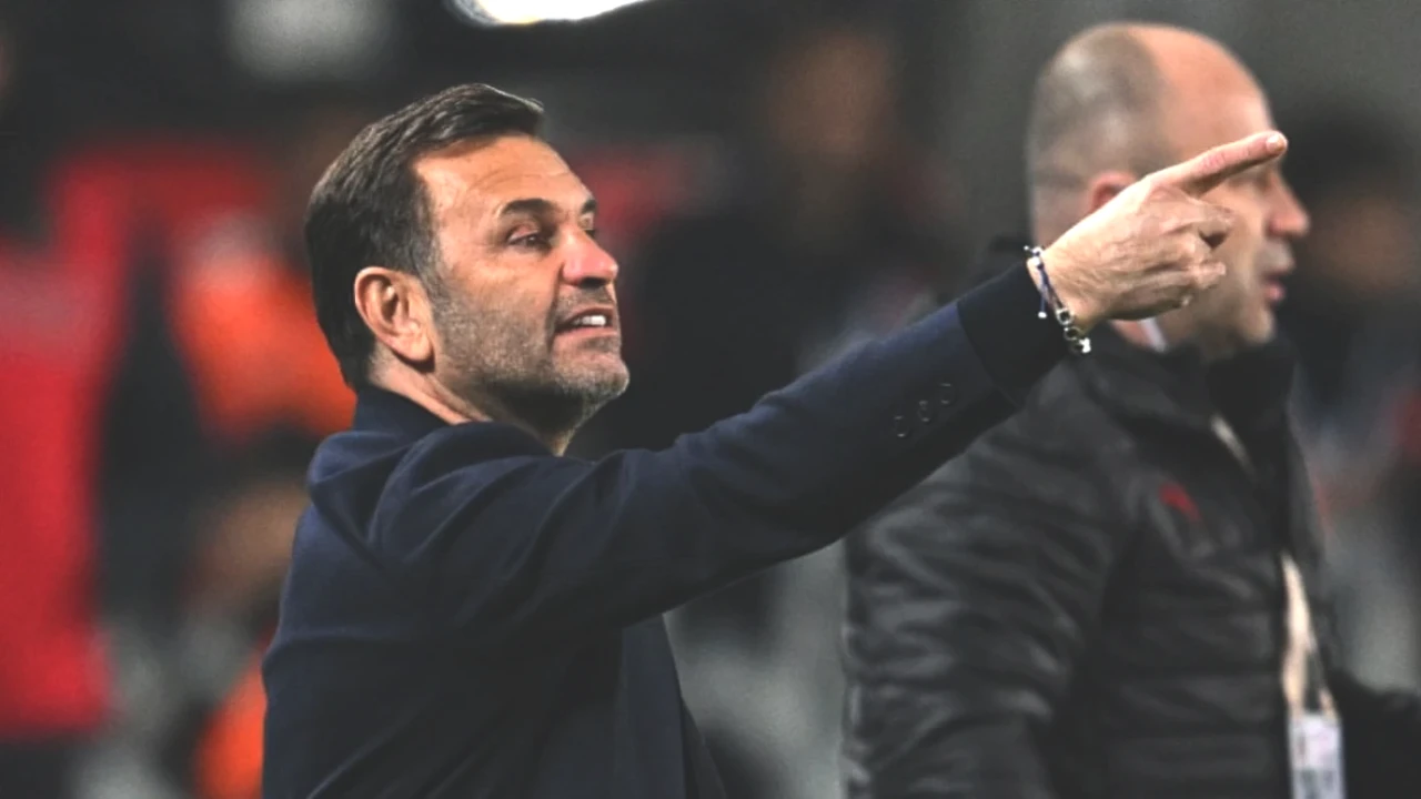 Galatasaray'da Şok Ayrılıklar! Okan Buruk Canlı Yayında Açıkladı: Kesin Giden İsimler!