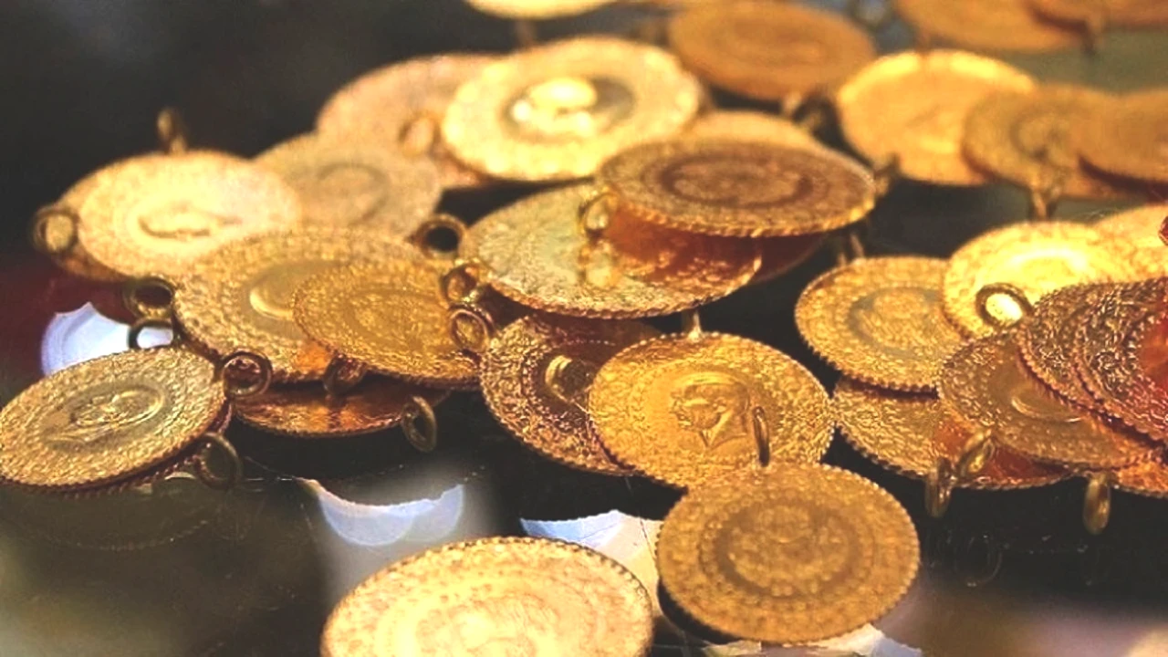Altın Yatırımcılarına Sürpriz Uyarı! 2026 Hedefi: 6000 Lira
