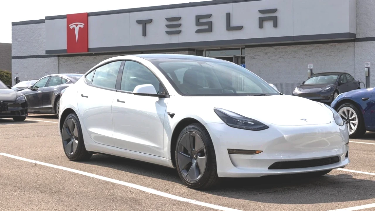 Tesla Model Y Yeniden Satışta! Güncel Fiyat Listesi ile Kaçırmayın!